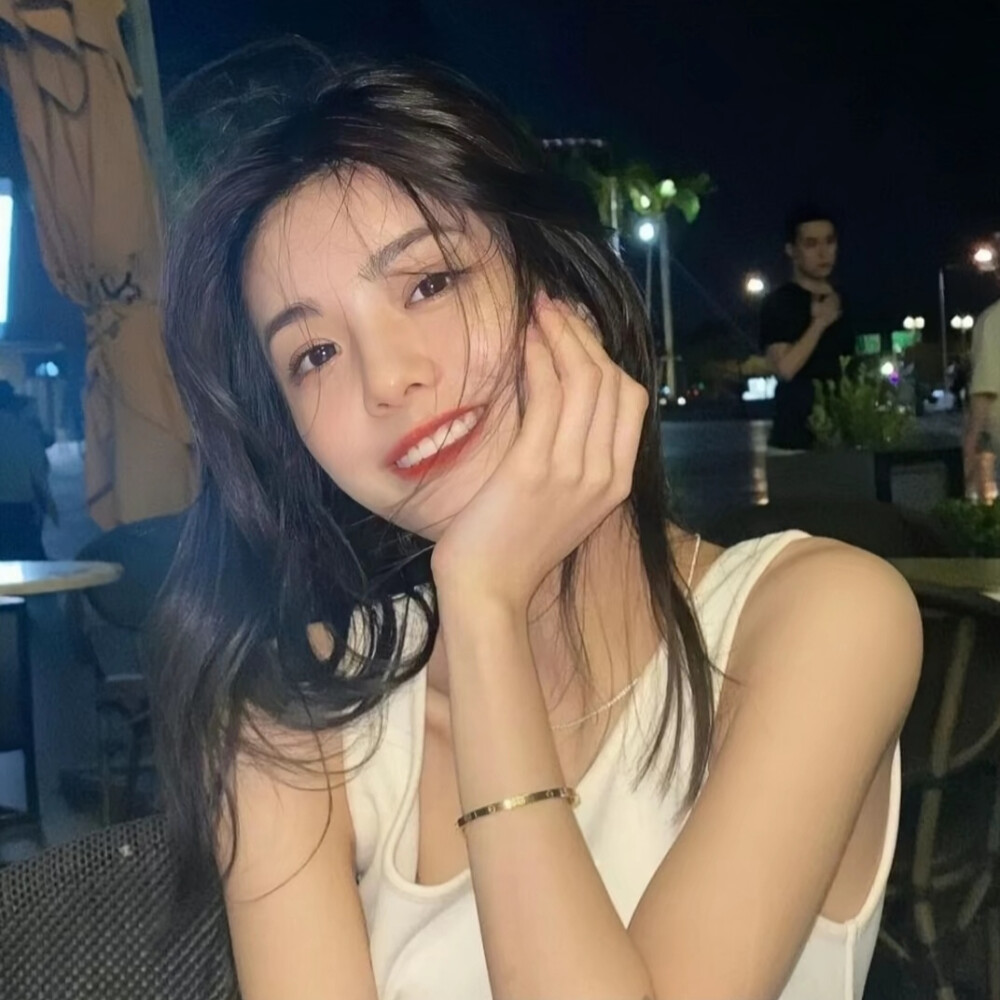 Beautiful woman photo avatar (lovely beauty photo avatar)